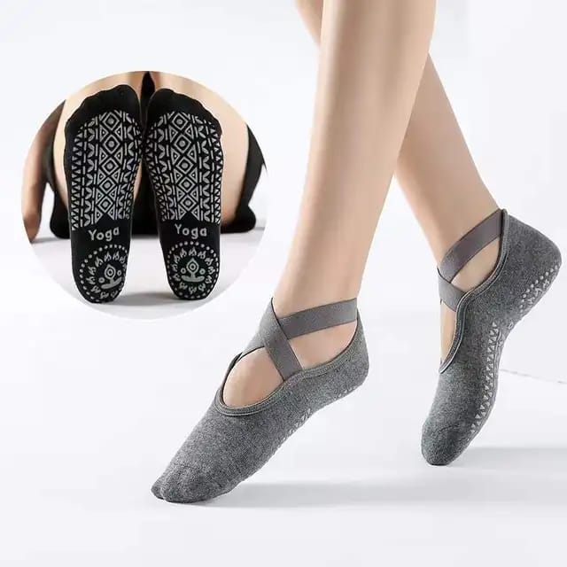 Ladies Non-Slip Grips Straps Yoga Socks